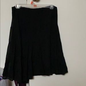 Black skirt with sequinned waist